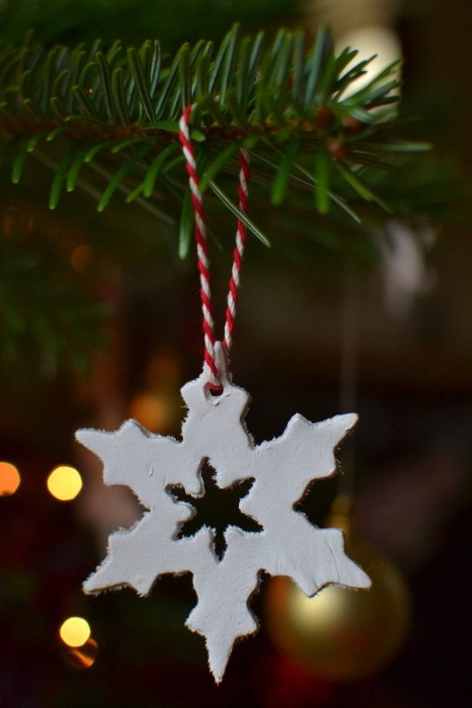 clay-snowflake-christmas-tree-decoration