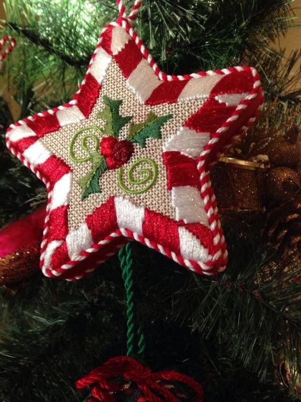 needlepoint-ornament