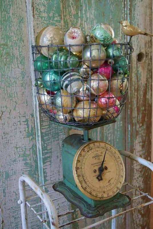 shabby-scale-vintage-christmas-ornaments