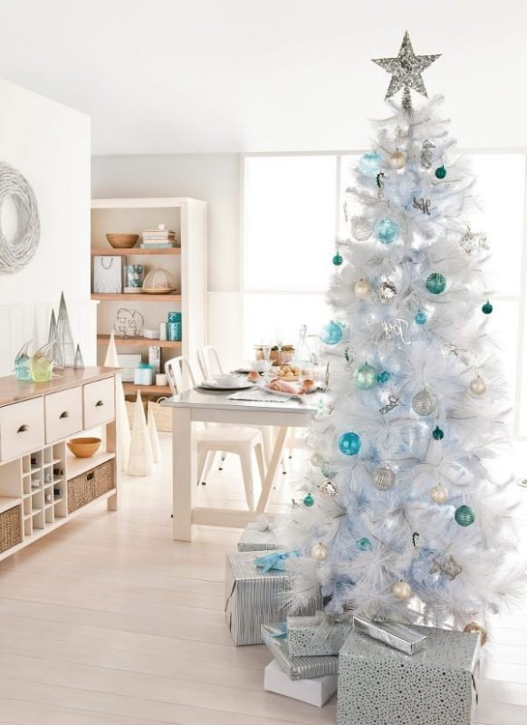 silver-and-white-christmas-tree-is-peaceful