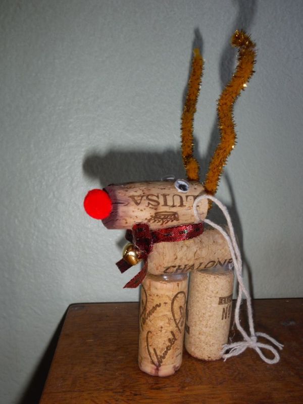 christmas-wine-cork-reindeer-ornament-2016