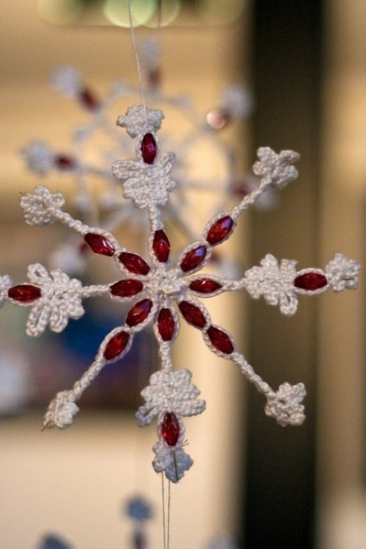 crochet-with-beads-snowflake