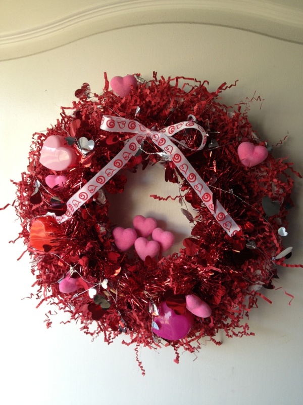 dollar-tree-valentine-wreath