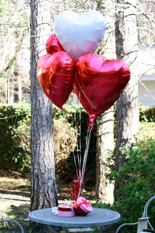 dollar-tree-valentines-day-balloons