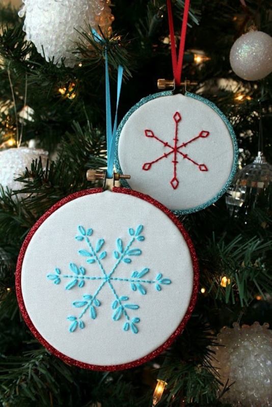 embroidery-snowflake-ornament-pattern