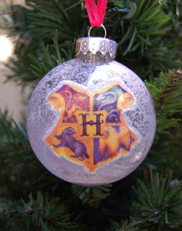 harry-potter-hogwarts-christmas-ornament