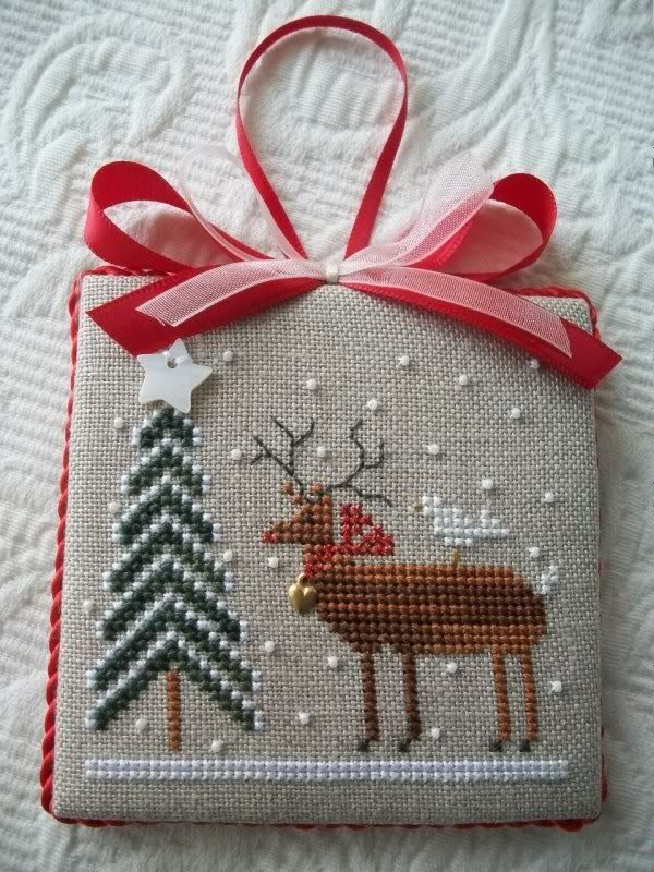 pinterest-cross-stitch-christmas-tree-ornaments