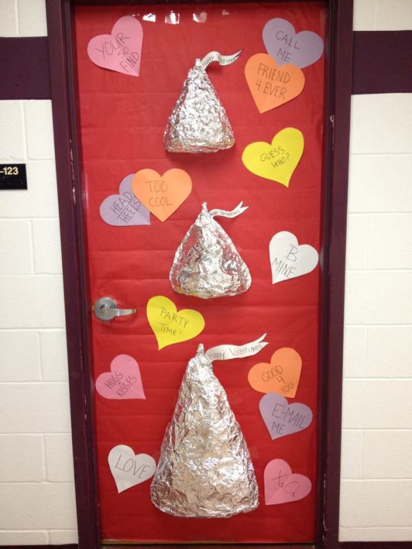 valentine-door-decoration-ideas