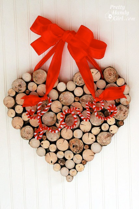 valentine-heart-wreath-craft