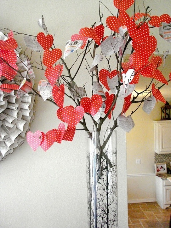 valentines-day-tree-branch-centerpiece