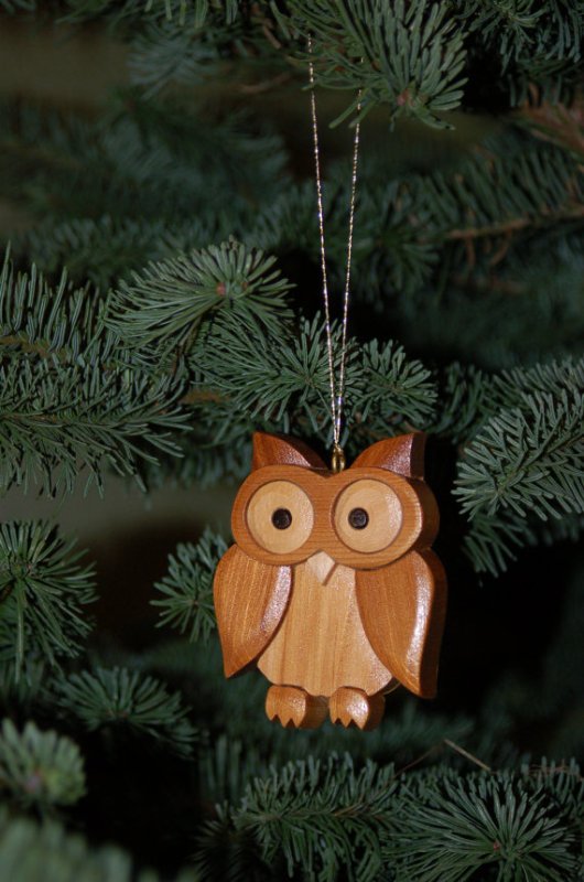 wood-carving-christmas-ornaments