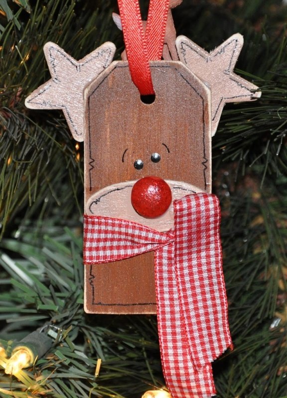 wood-reindeer-gift-tag