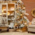 25 Burlap Christmas Tree Decorations Ideas