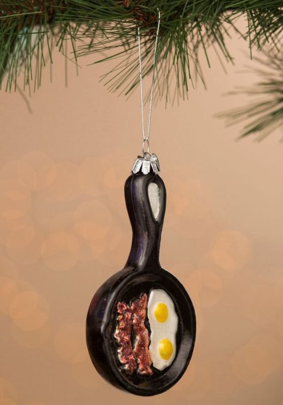 25 Awesome Funny Christmas Ornaments Ideas - MagMent